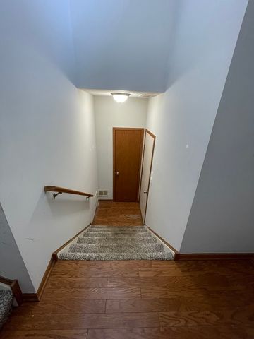 3609 Roanoke Avenue, Carpentersville, IL 60110