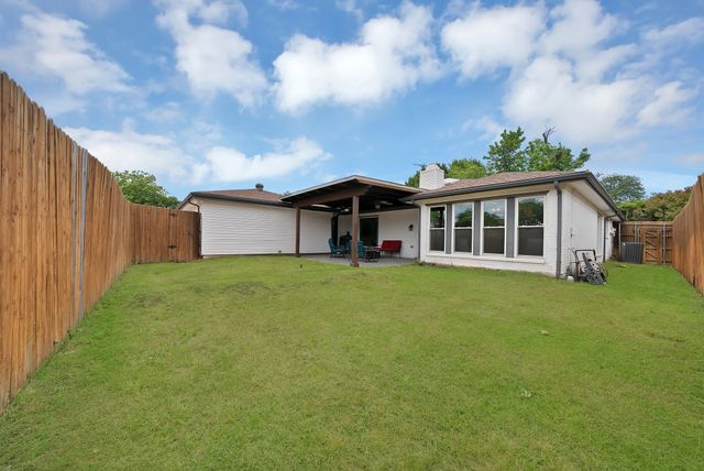 3220 Steven Drive, Plano, TX 75023