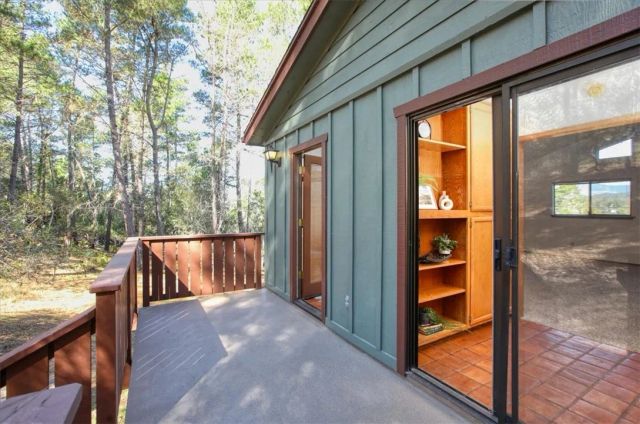 2550 Emerson Road, Cambria, CA 93428