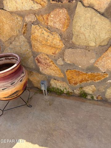 1214 Olga Mapula Drive, El Paso, TX 79936