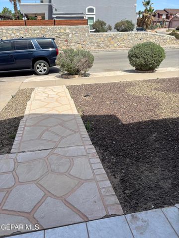 1214 Olga Mapula Drive, El Paso, TX 79936