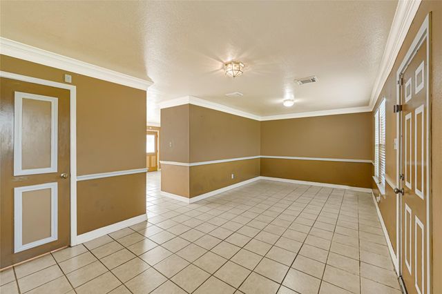 19518 Green Chase Lane, Houston, TX 77073