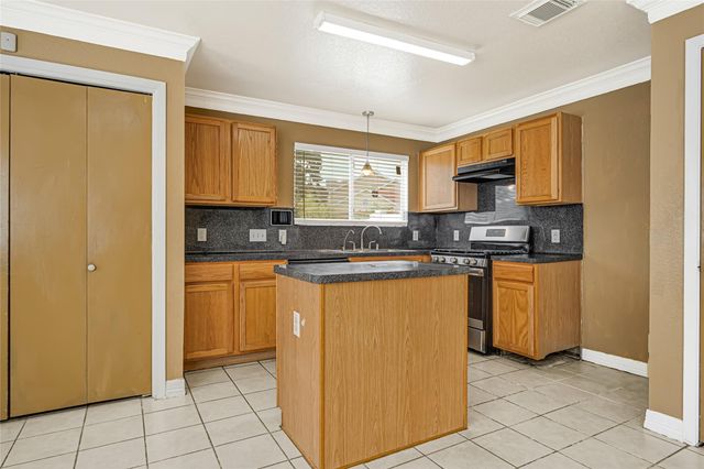 19518 Green Chase Lane, Houston, TX 77073