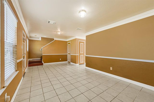19518 Green Chase Lane, Houston, TX 77073
