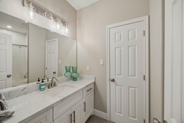 4206 Hidden Links Court, Kingwood, TX 77339