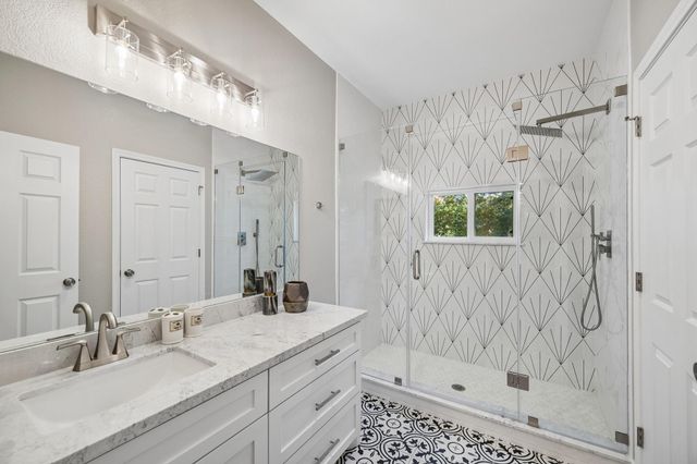 4206 Hidden Links Court, Kingwood, TX 77339