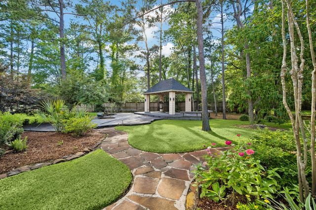 4206 Hidden Links Court, Kingwood, TX 77339