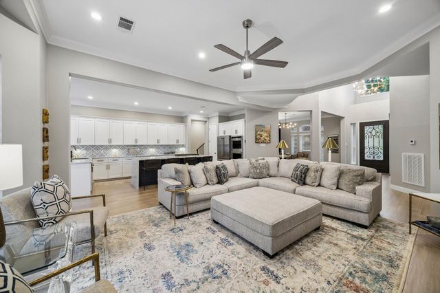 4206 Hidden Links Court, Kingwood, TX 77339