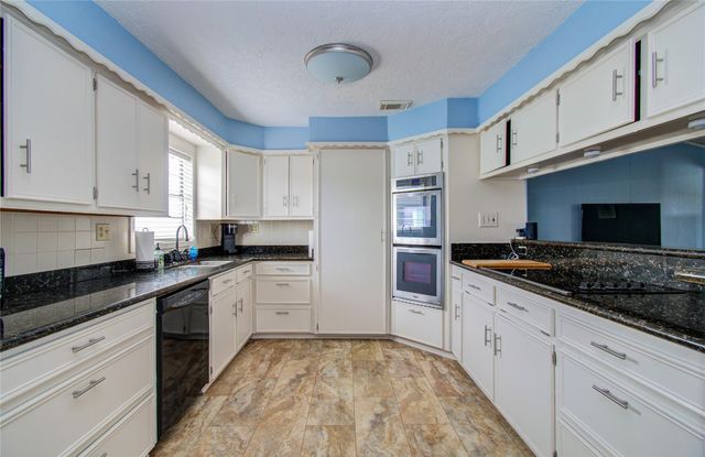 757 County Road 291, Sargent, TX 77414