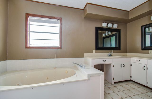 757 County Road 291, Sargent, TX 77414