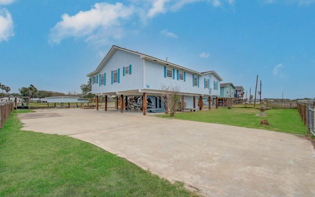 757 County Road 291, Sargent, TX 77414