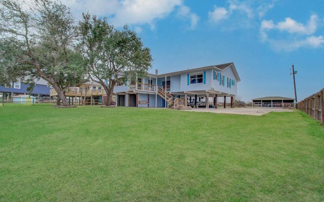 757 County Road 291, Sargent, TX 77414