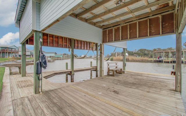 757 County Road 291, Sargent, TX 77414