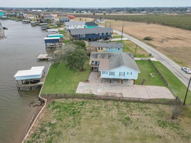 757 County Road 291, Sargent, TX 77414