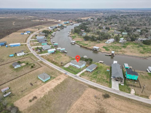 757 County Road 291, Sargent, TX 77414