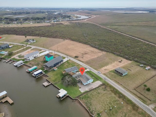 757 County Road 291, Sargent, TX 77414