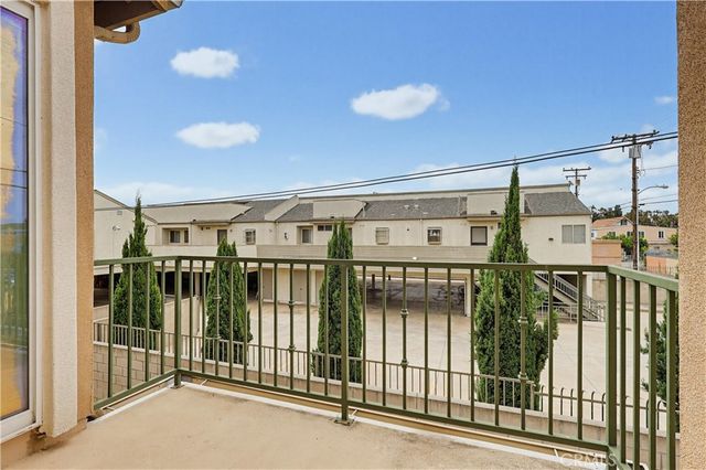 20809 Seine, Lakewood, CA 90715