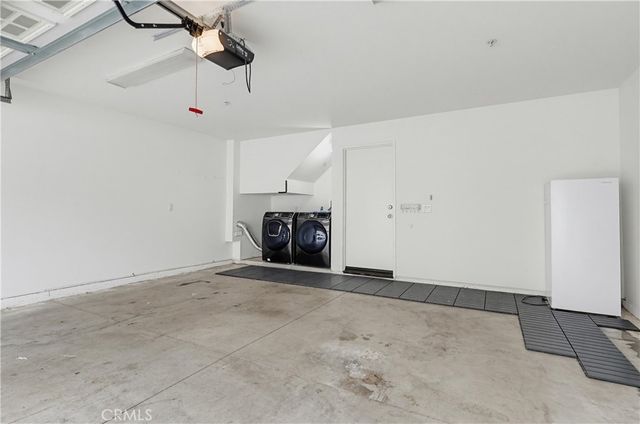 20809 Seine, Lakewood, CA 90715