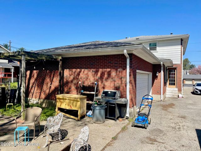 816 Melford Ave 1, Louisville, KY 40217