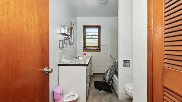 16661 Oak Hill Drive Road, Houston, MO 65483