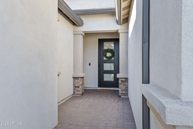 9810 E RESISTANCE Avenue, Mesa, AZ 85212