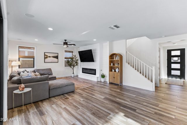 9810 E RESISTANCE Avenue, Mesa, AZ 85212