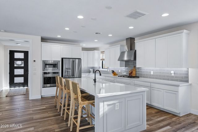 9810 E RESISTANCE Avenue, Mesa, AZ 85212
