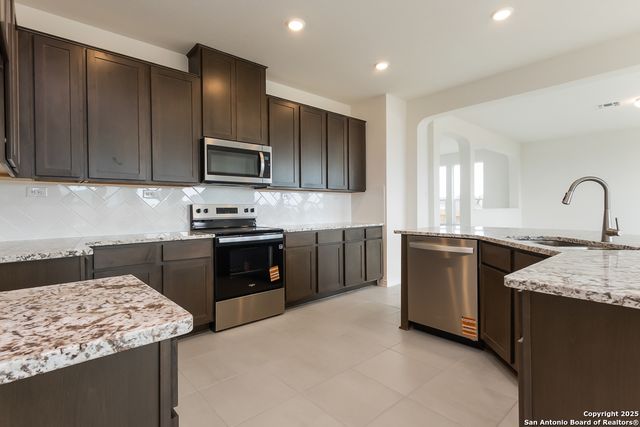 2504 Chronos Drive, San Antonio, TX 78245