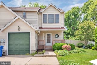 518 DEMOSS CT, Glassboro, NJ 08028