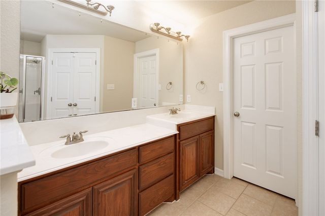 2481 Newark Circle, College Station, TX 77845