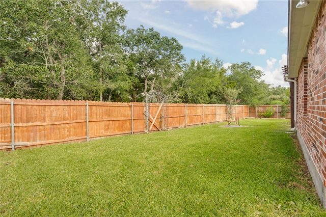 2481 Newark Circle, College Station, TX 77845