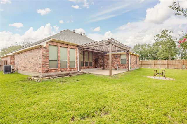2481 Newark Circle, College Station, TX 77845