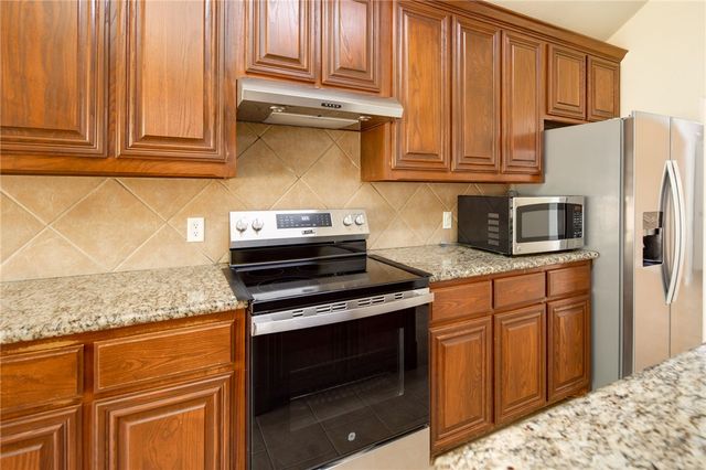 2481 Newark Circle, College Station, TX 77845