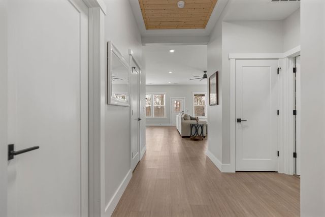 300 Beleshere Dr, Inman, SC 29349