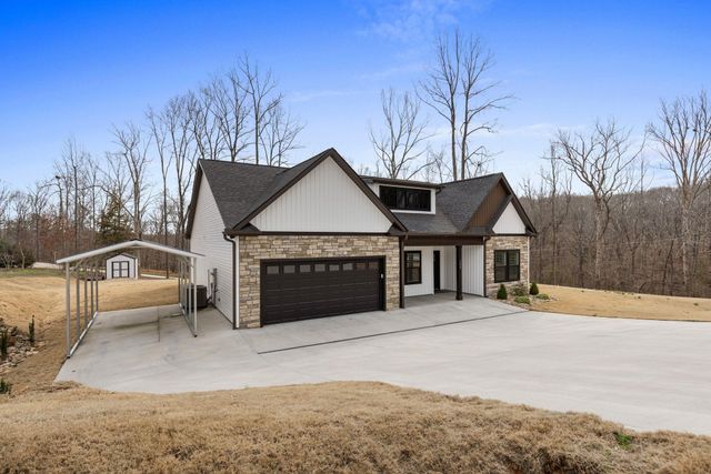 300 Beleshere Dr, Inman, SC 29349