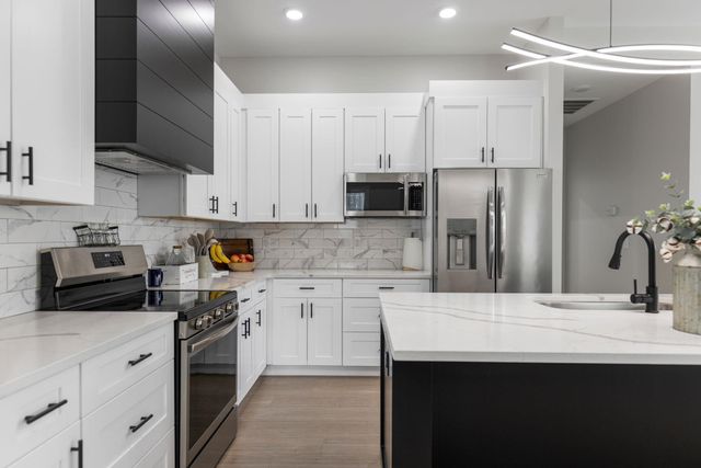 300 Beleshere Dr, Inman, SC 29349