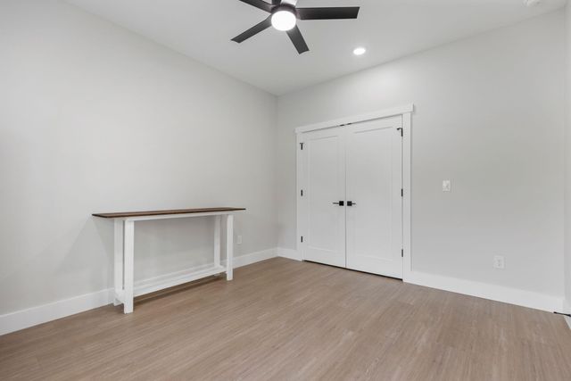 300 Beleshere Dr, Inman, SC 29349