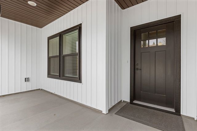 300 Beleshere Dr, Inman, SC 29349