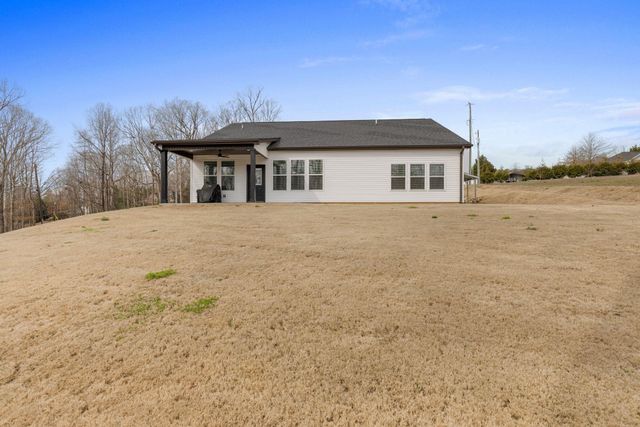 300 Beleshere Dr, Inman, SC 29349