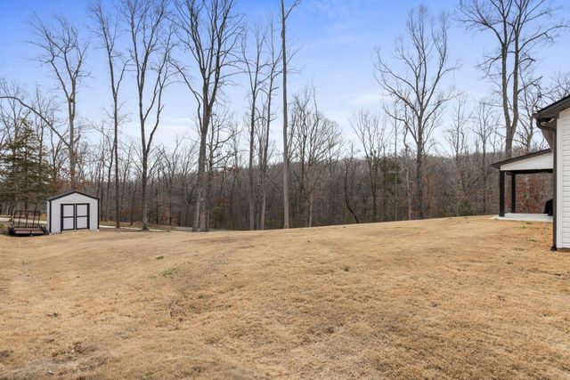 300 Beleshere Dr, Inman, SC 29349