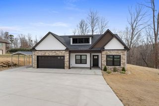 300 Beleshere Dr, Inman, SC 29349