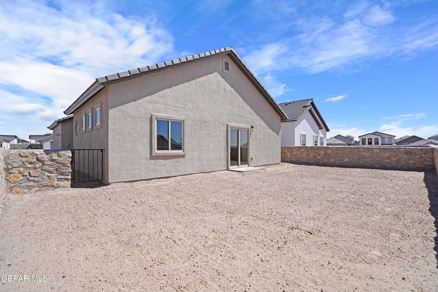 557 Paseo Modesto Drive, El Paso, TX 79928