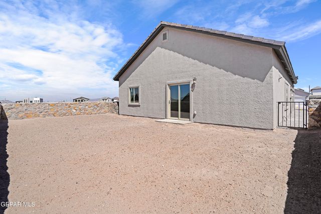 557 Paseo Modesto Drive, El Paso, TX 79928