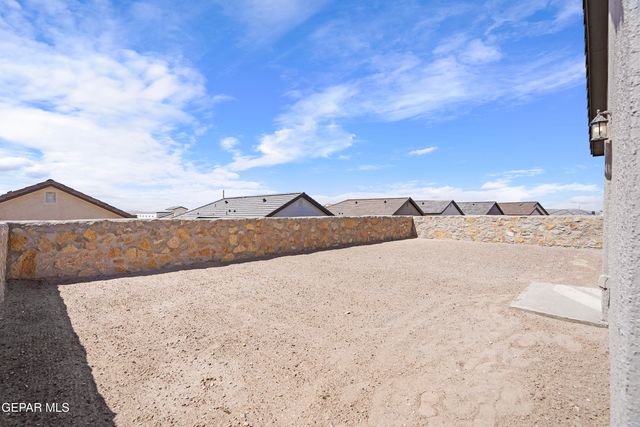 557 Paseo Modesto Drive, El Paso, TX 79928