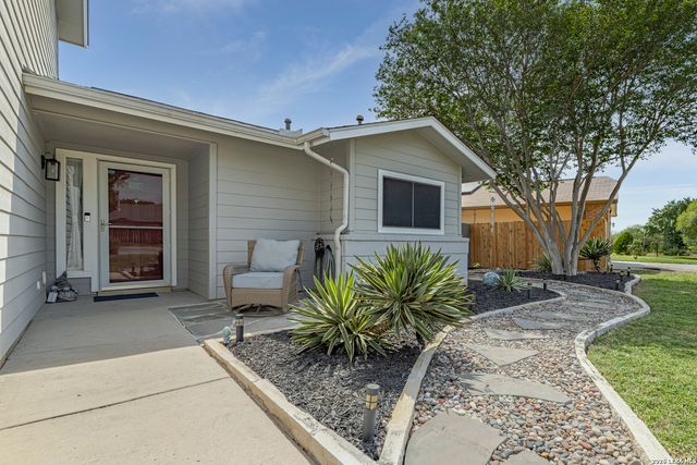 7980 Pepper Trail, San Antonio, TX 78244