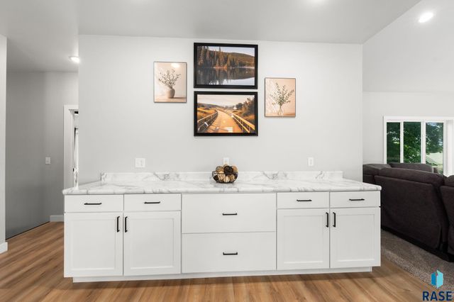 7001 E 26th St Street, Sioux Falls, SD 57110