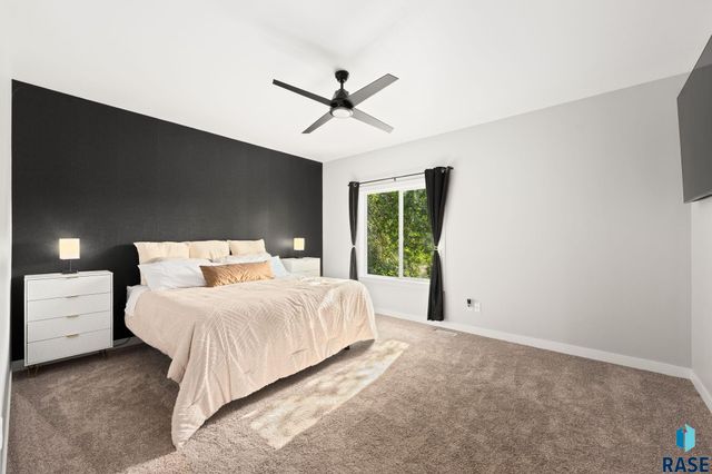 7001 E 26th St Street, Sioux Falls, SD 57110