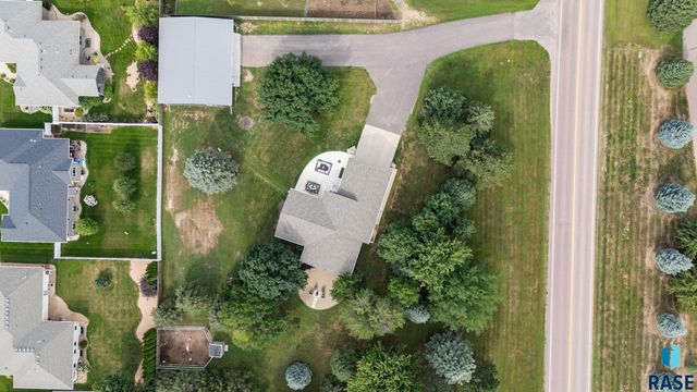 7001 E 26th St Street, Sioux Falls, SD 57110