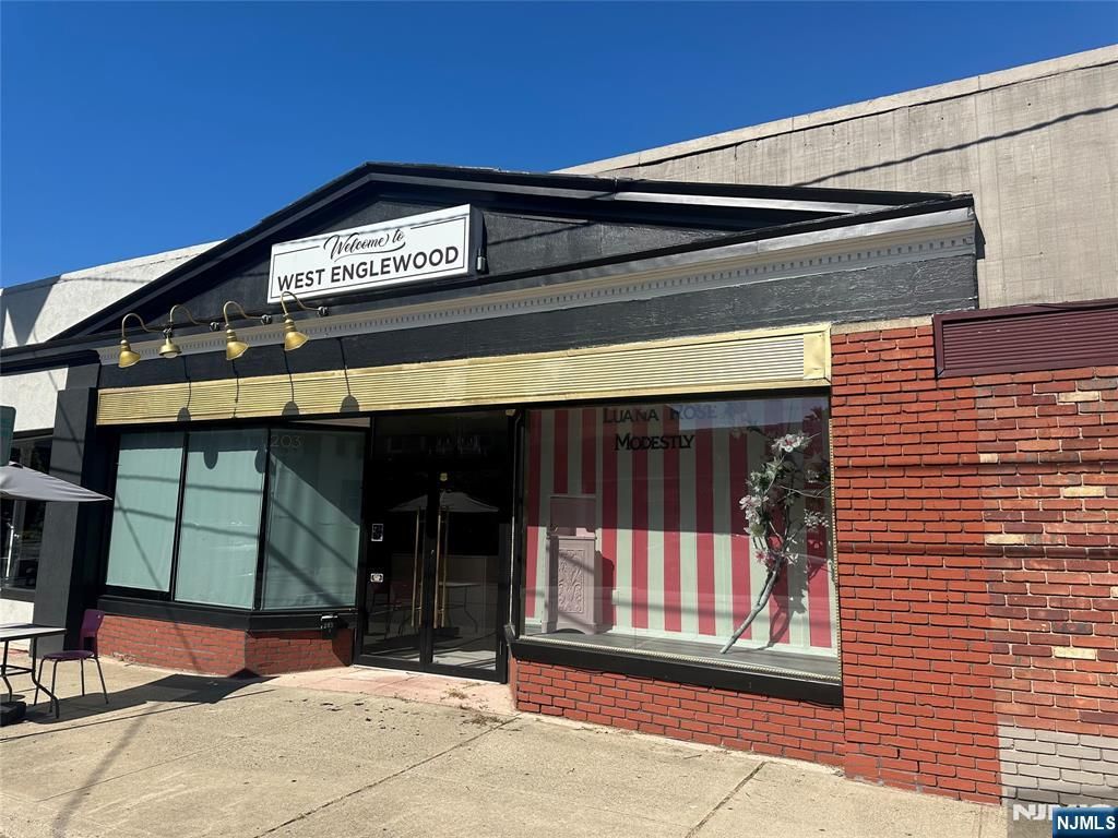 203 W Englewood, Teaneck, NJ 07666
