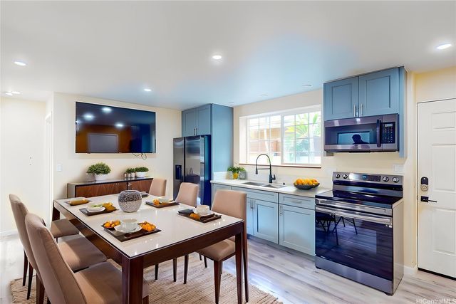 53-898 Kamehameha Highway, Hauula, HI 96717